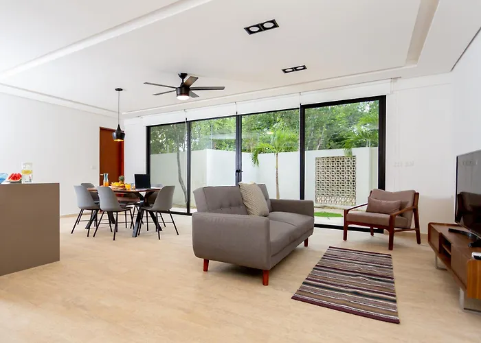 Pet Friendly hotel: The Panoramic By Xperience Hotels